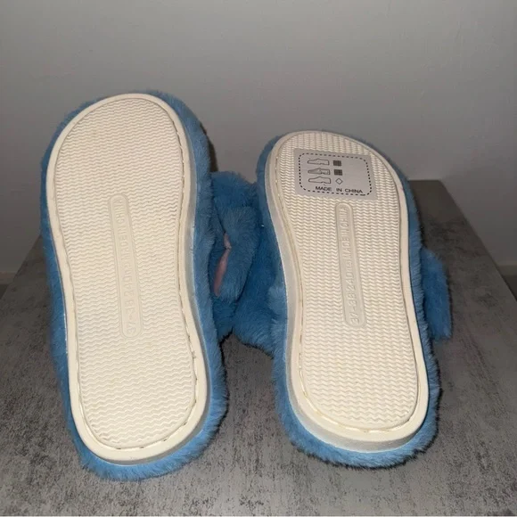 Stitch Slippers - Size 37-38 - Picture 5 of 6